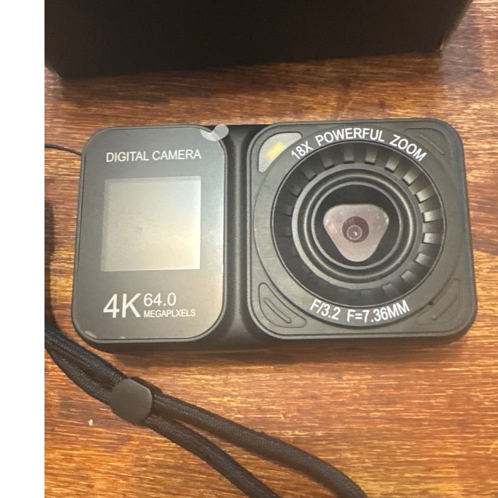 4K Digital Camera 64MP Vlogging Camera 18X Zoom 2.8in Screen Black New